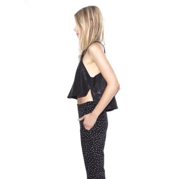 Stone Cold Fox Gangster Crop - Picture 2 of 5